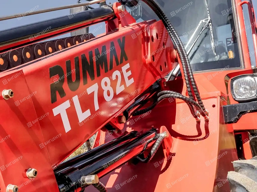 Фронтальный погрузчик с телескопической стрелой RMX TL782E (****0094 от 05.26)