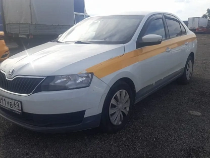 Легковой авто Skoda Rapid 2904 - (АЛ)