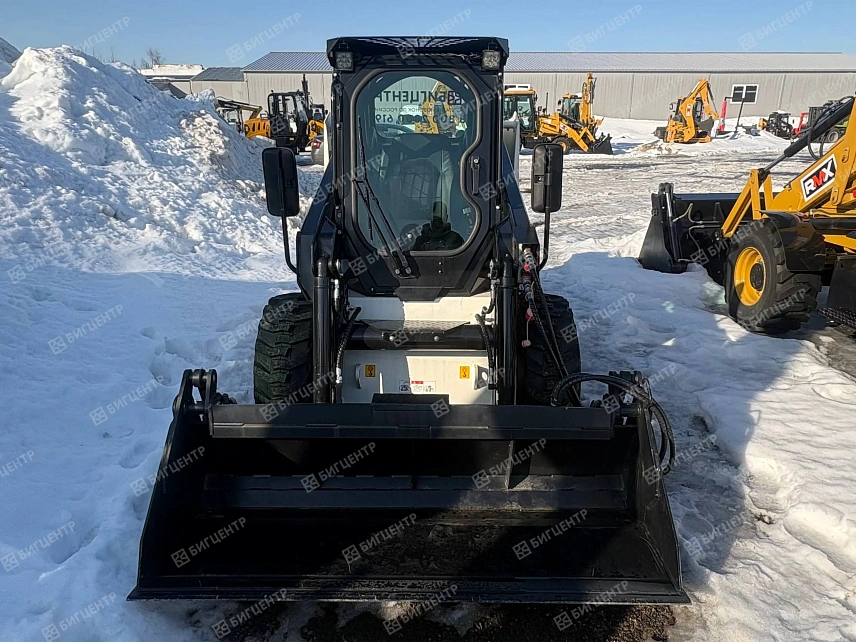 Колесный мини-погрузчик SUPERCAT SR425X (****3156 от 04.25)