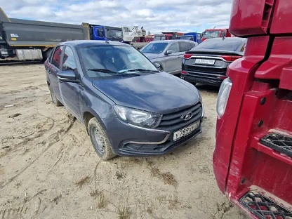 Легковой авто Lada Granta седан 2402 - (АЛ)