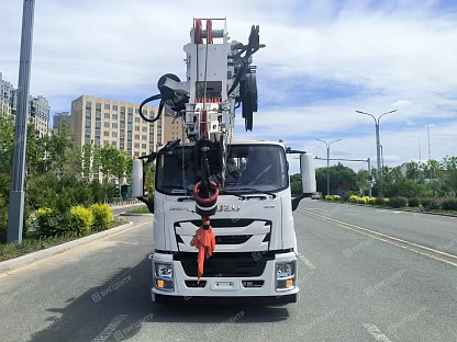 Бурильно-крановая машина ISUZU GIGA 12т