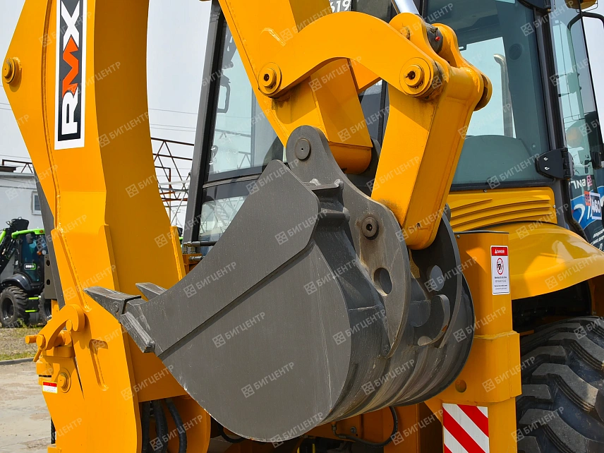 Экскаватор-погрузчик RMX (RUNMAX) SE460 (БЦ) (RMX20233931 от 10.23)