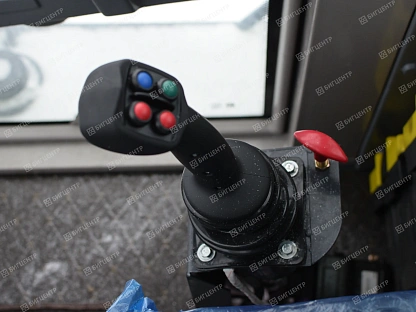 Фронтальный погрузчик FORMANN FX728