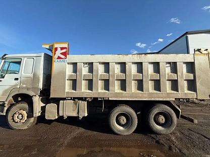 Самосвал HOWO ZZ3327S3847E 000008330 - (АЛ)