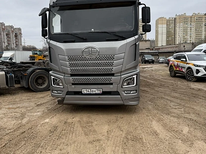 Тягач седельный FAW CA4180P25K15E5A80 000008027 - (АЛ)