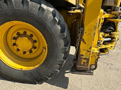 Экскаватор-погрузчик KOMATSU WB93R-5EO 4742 - (АЛ)