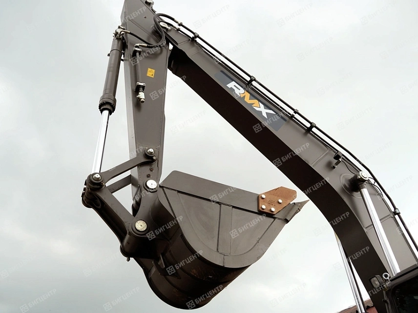 Гусеничный экскаватор RMX RH230NL