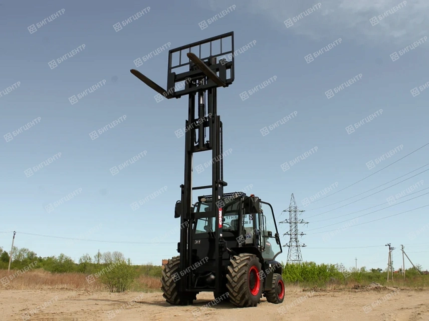 Вилочный погрузчик TMG CPCD50 (4WD)