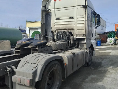 Тягач седельный Sitrak ZZ4186V391HE 000007491 - (АЛ)