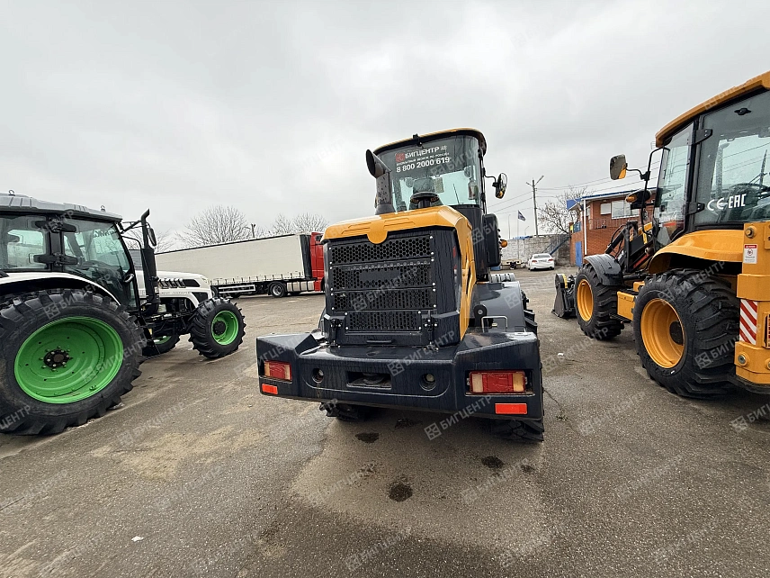 Фронтальный погрузчик RMX 972E (835CAJ12060 от 01.23)