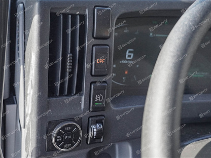 Кран-манипулятор ISUZU GIGA Q4 4x2 6.3т