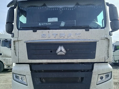 Тягач седельный Sitrak ZZ4186V391HE 000007491 - (АЛ)