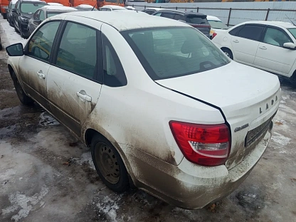 Легковой авто Lada Granta седан 5798 - (АЛ)