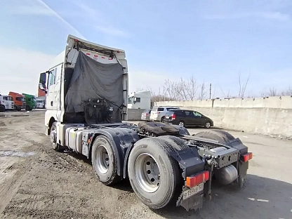 Тягач седельный Sitrak ZZ4256V363HE1B 000007772 - (АЛ)