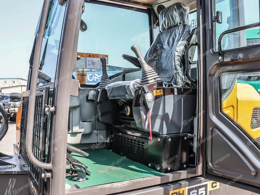 Гусеничный экскаватор RMX RH65C