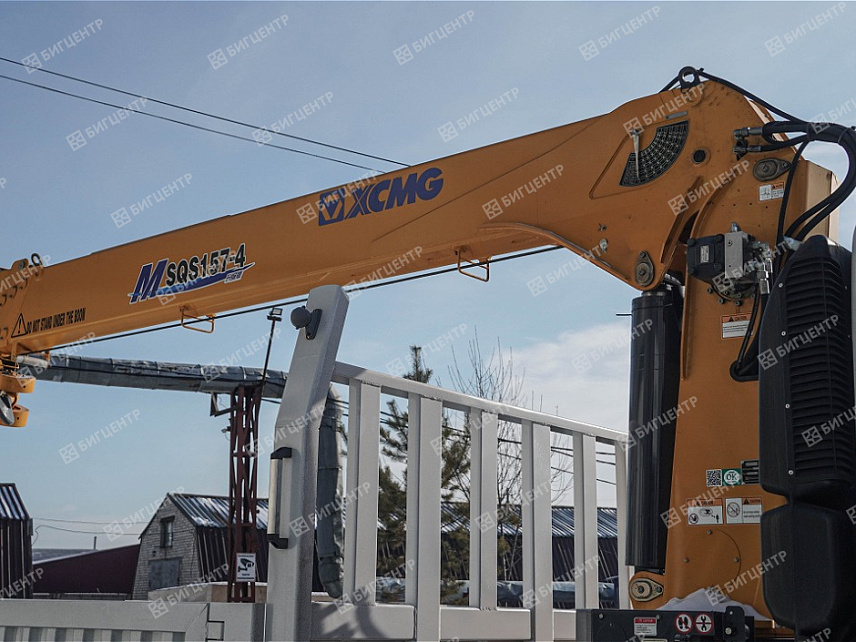 Кран-манипулятор ISUZU GIGA Q4 4x2 6.3т