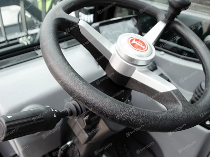 Телескопический погрузчик SHANMON 6307 EVO 