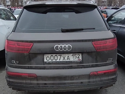 Легковой авто Audi Q7 5117 - (АЛ)