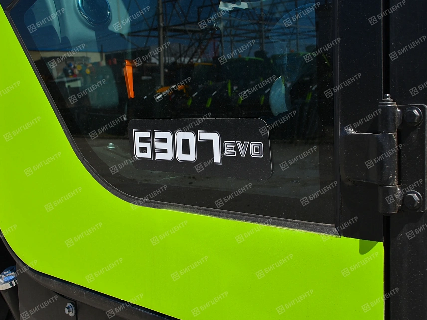 Телескопический погрузчик SHANMON 6307 EVO