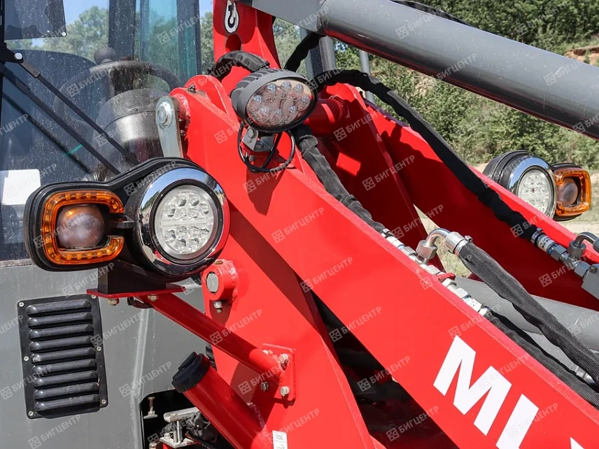 Многофункциональный погрузчик RMX MLX352E