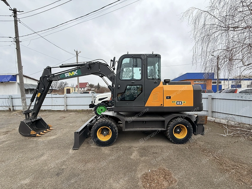 Колесный экскаватор RMX ER85W (****7014 от 06.23)