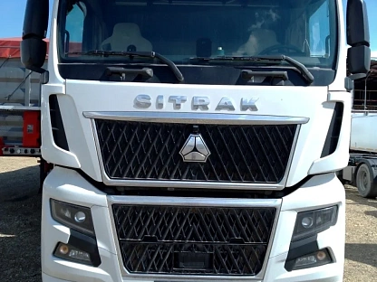 Тягач седельный Sitrak ZZ4186V391HE 000008076 - (АЛ)