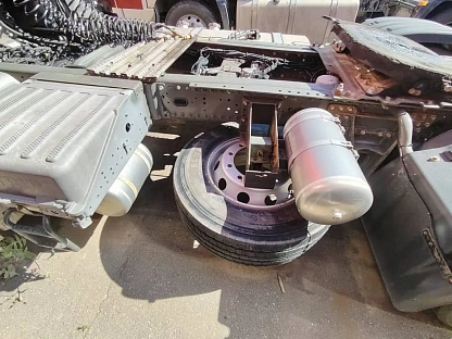 Тягач седельный Sitrak ZZ4186V391HE 2641 - (АЛ)