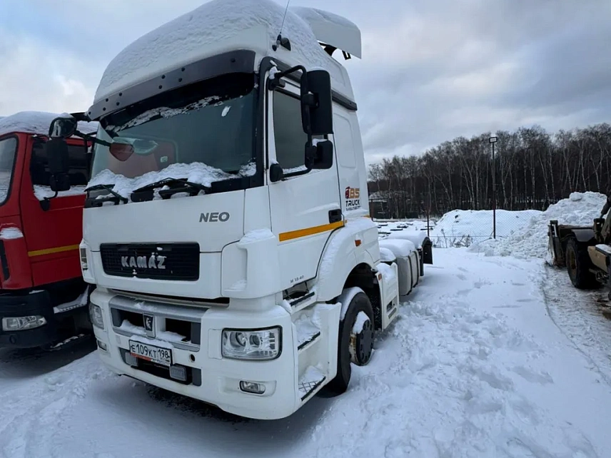 Тягач седельный КАМАЗ 5490-DC (M1840) 000007028 - (АЛ)