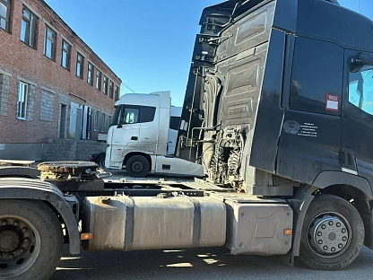 Тягач седельный Renault T 460 (Sleeper Cab) 5112 - (АЛ)