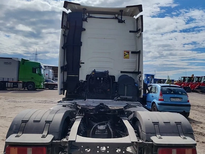 Тягач седельный Volvo FH 460 (FH Globetrotter XL) 4051 - (АЛ)