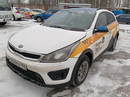 Легковой авто KIA Rio X-Line 6794 - (АЛ)