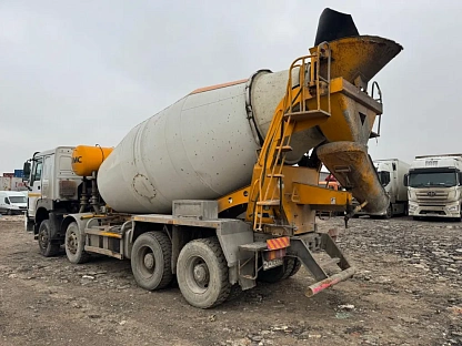 Автобетоносмеситель HOWO ZZ5407GJBS3267E 000008197 - (АЛ)