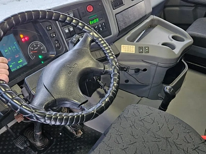 Тягач седельный МАЗ 544028-570-031 000007439 - (АЛ)
