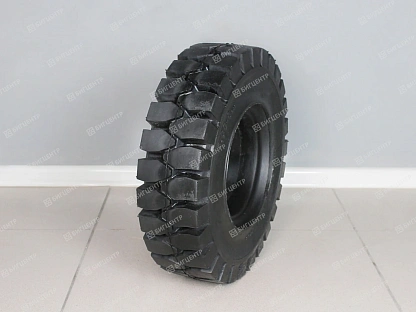 Шина MAXTIRES 5.00-8 (ОВ502) Литая