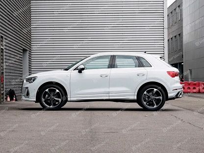 Audi Q3 35 TFSI Fashionable dynamic (1.5 AMT) WHITE