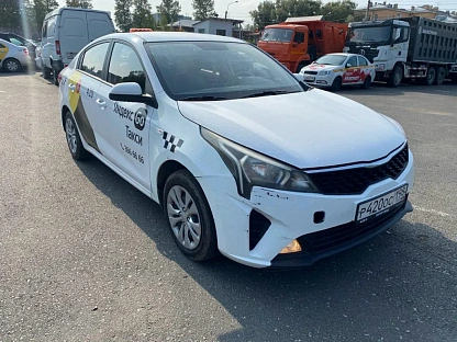 Легковой авто KIA Rio 5615 - (АЛ)