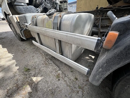 Тягач седельный Sitrak ZZ4186V391HE 000007540 - (АЛ)