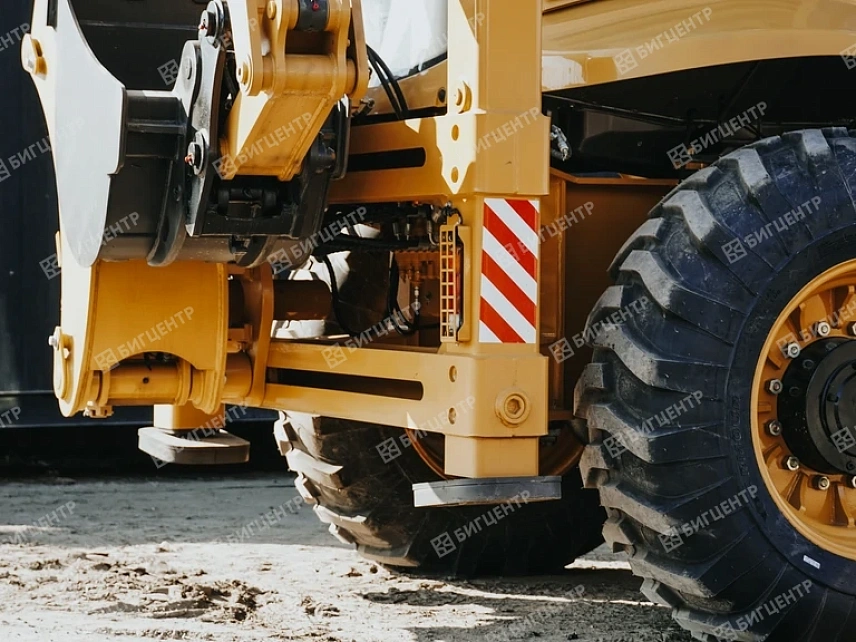 Экскаватор-погрузчик SHANMON 388H