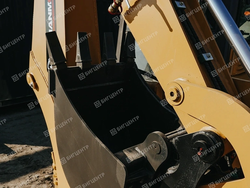 Экскаватор-погрузчик SHANMON 388H