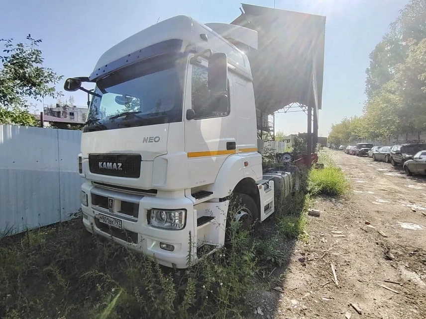 Тягач седельный КАМАЗ 5490-DC (M1840) 1019 - (АЛ)