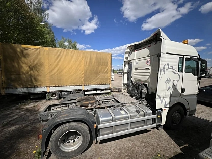 Тягач седельный Sitrak ZZ4186V391HE 000007420 - (АЛ)