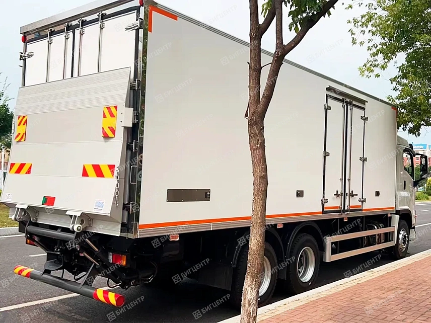 Рефрижератор Isuzu GIGA Гидроборт  