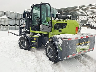 Фронтальный погрузчик с вилами FORMANN TER635-III