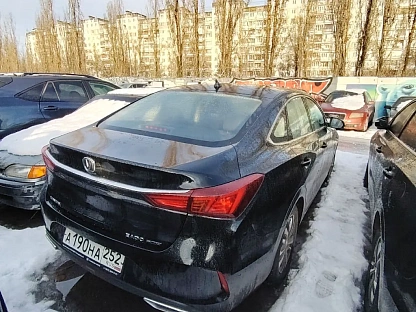 Легковой авто Changan Eado Plus 5835 - (АЛ)