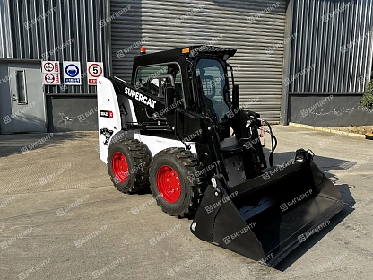Колесный мини-погрузчик SUPERCAT SR425X