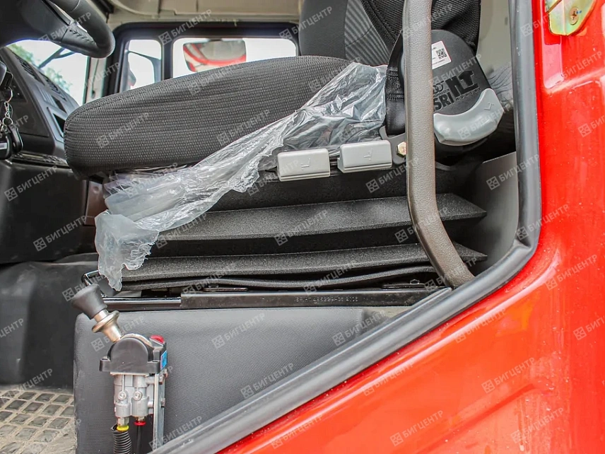 Самосвал SHACMAN F3000 6X4 336 л.с