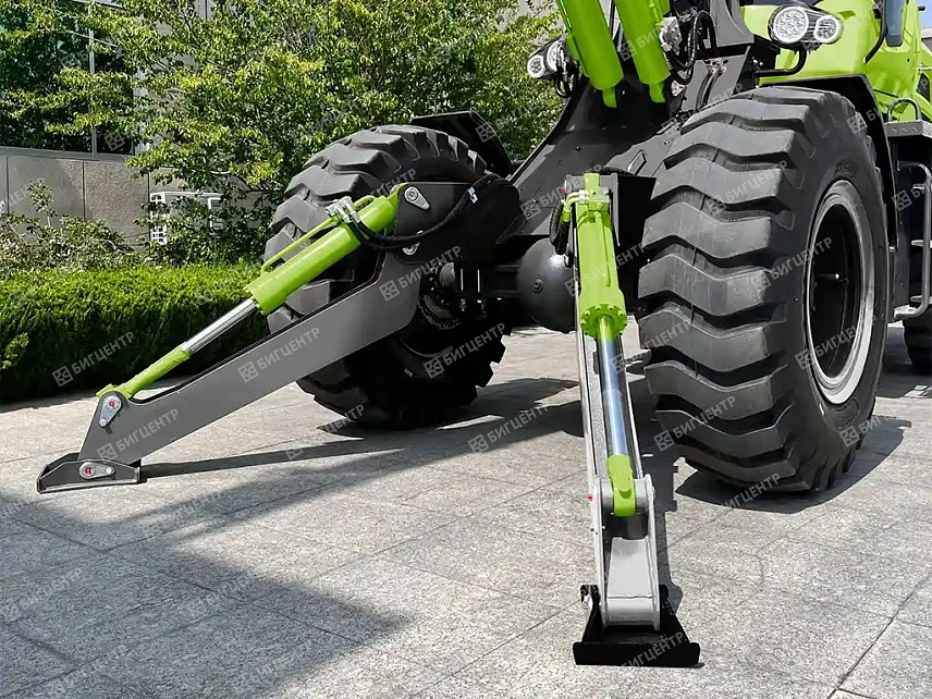 Фронтальный погрузчик с телескопической стрелой FORWARD TL3511