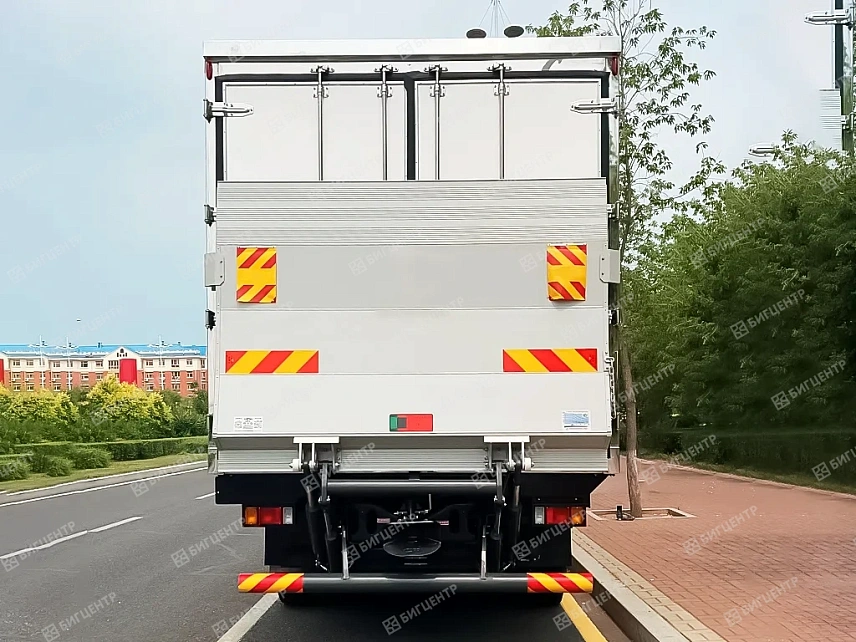 Рефрижератор Isuzu GIGA Гидроборт  