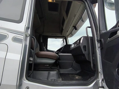 Тягач седельный FAW CA4180P77K25E5 000008571 - (АЛ)