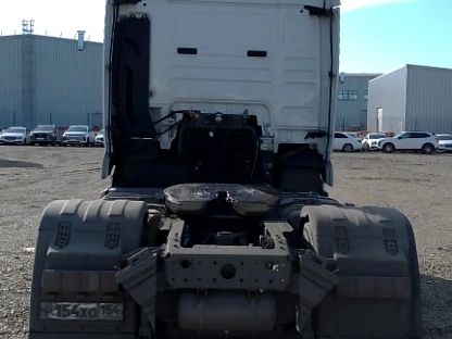 Тягач седельный Sitrak ZZ4186V391HE 000008217 - (АЛ)